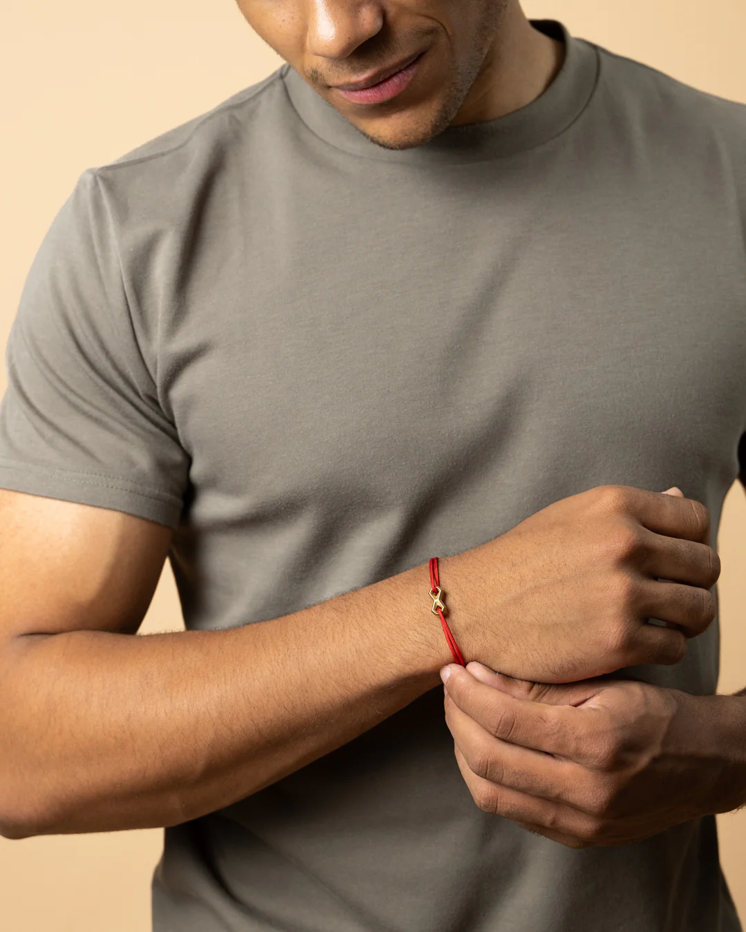 Red nylon bracelet with a titanium infinity sign - Image 3