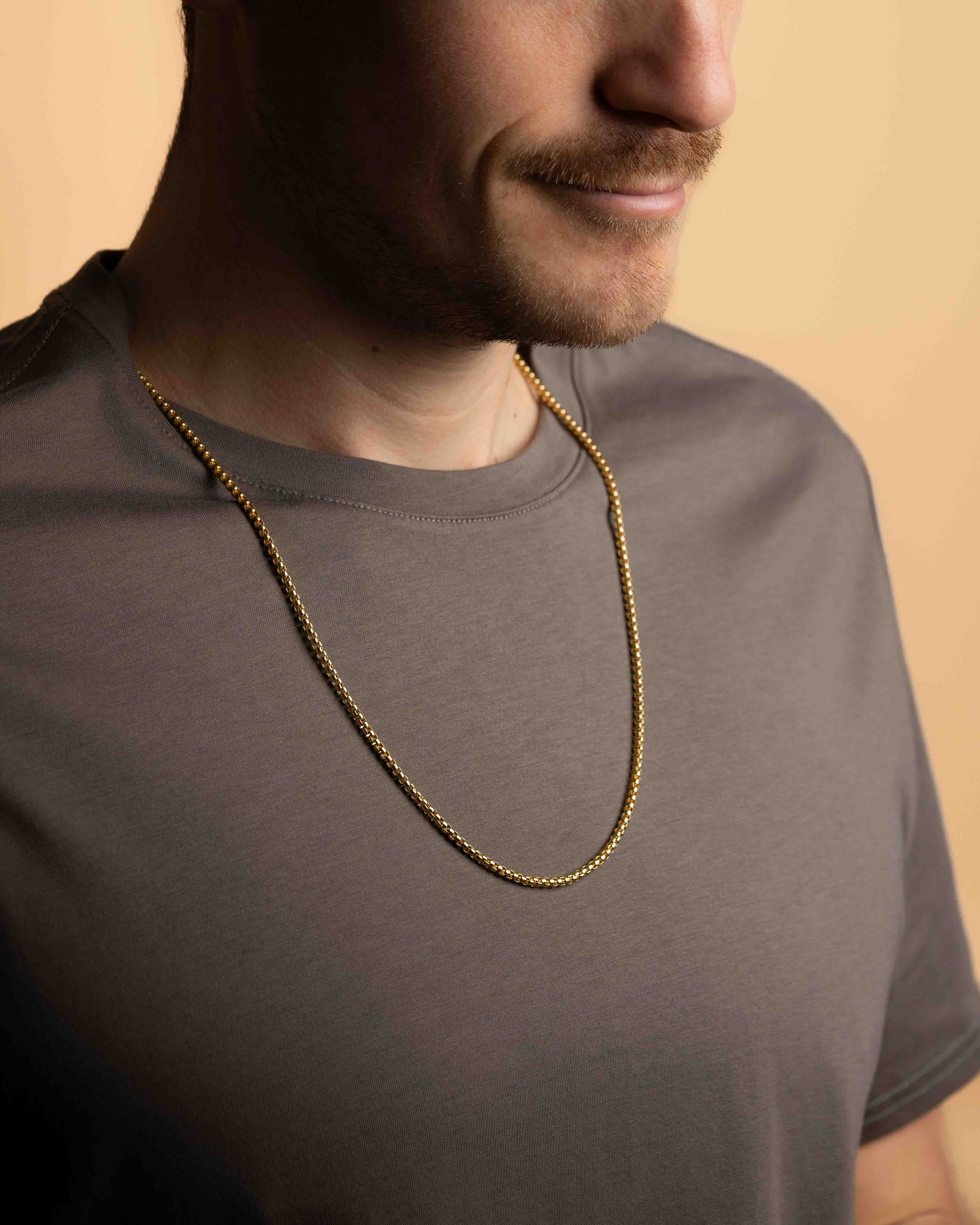 3mm Box chain necklace with a gold-plated finish - Image 2