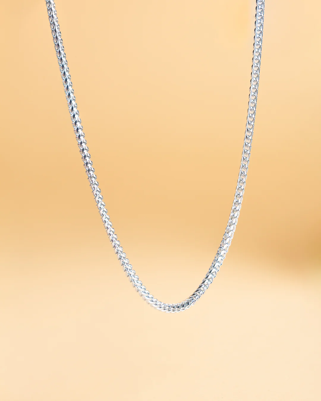 3mm stainlesss steel foxtail necklace with a silver-plated finish