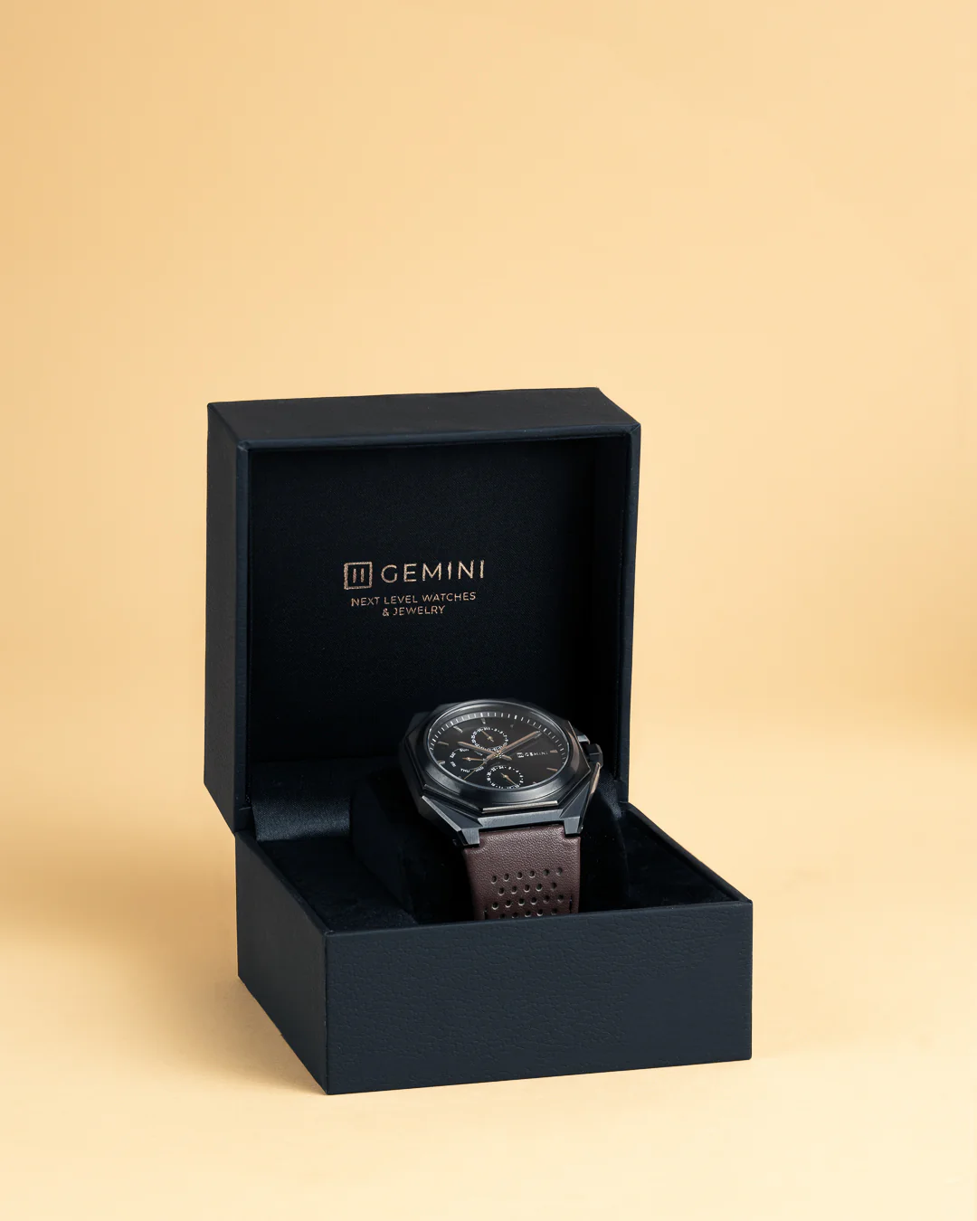 44mm dark grey steel watch with brown Italian leather strap - Image 7