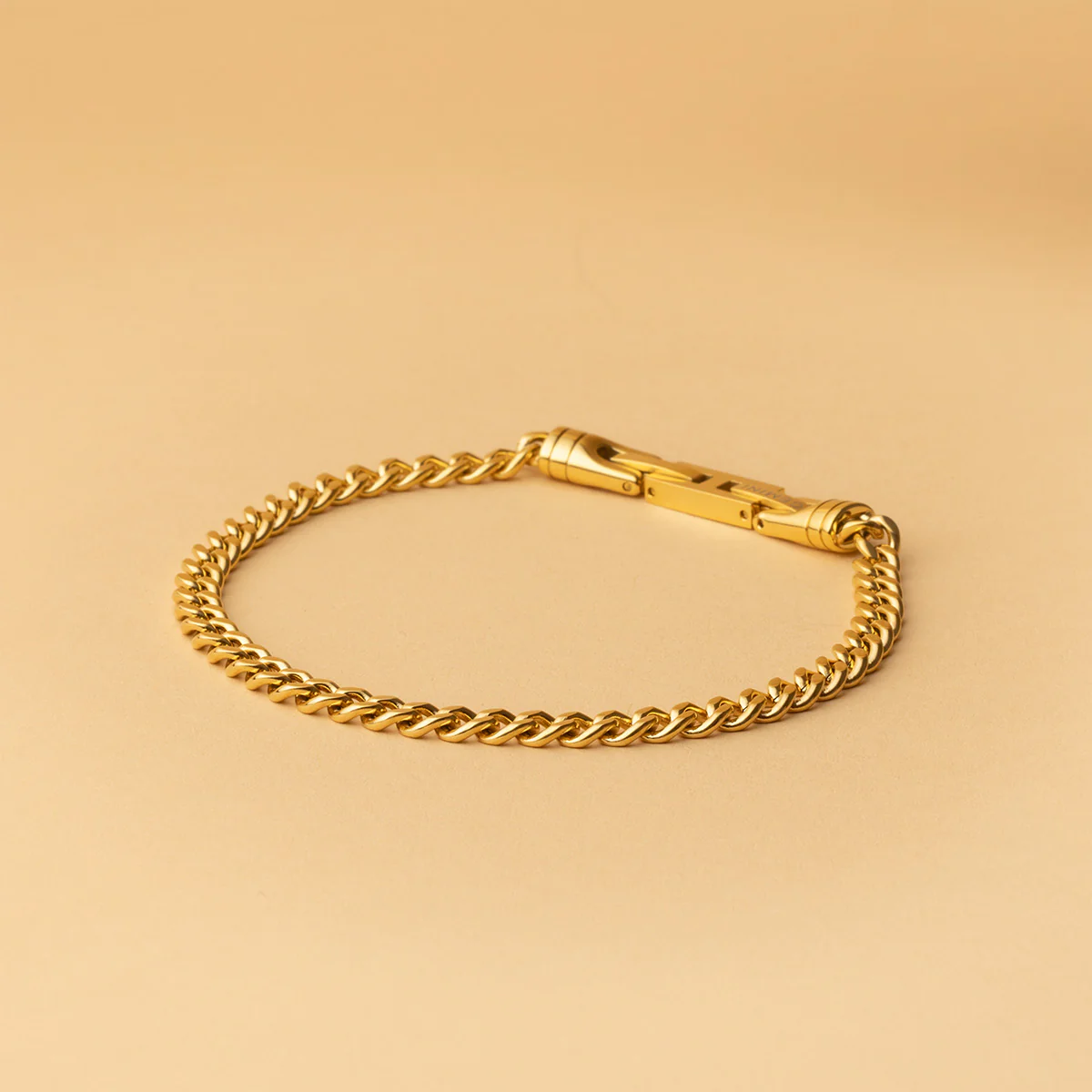 5mm Cuban chain bracelet with golden finish