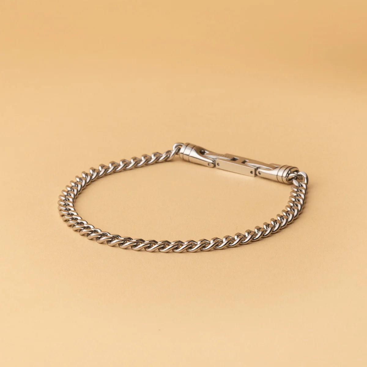5mm Cuban chain bracelet with silver finish