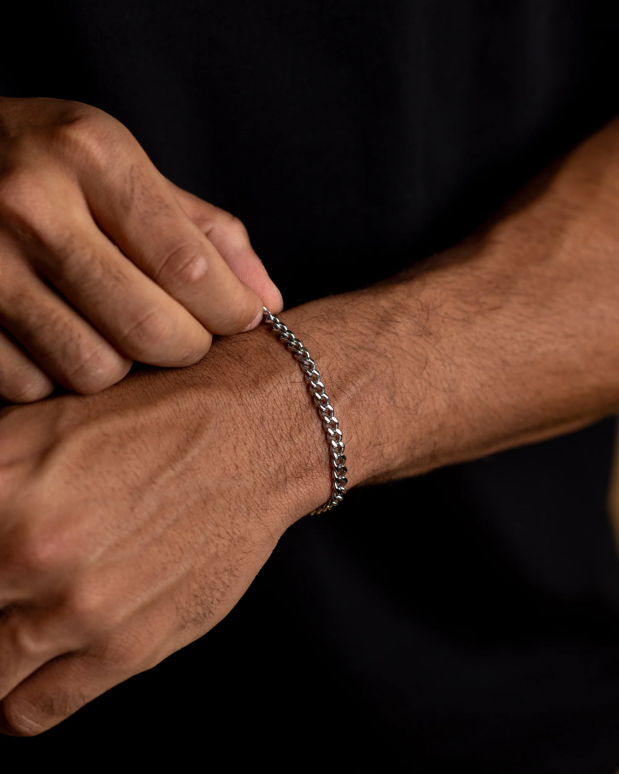 5mm Cuban chain bracelet with silver finish - Image 2