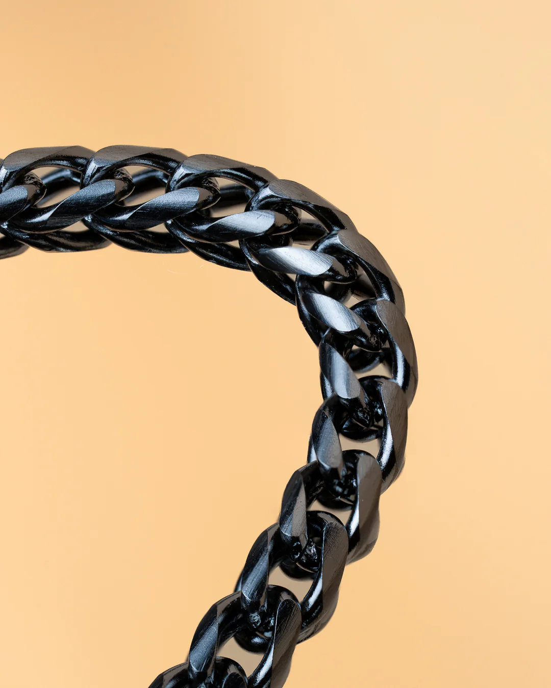 5mm foxtail bracelet in stainless steel with black finish - Image 4