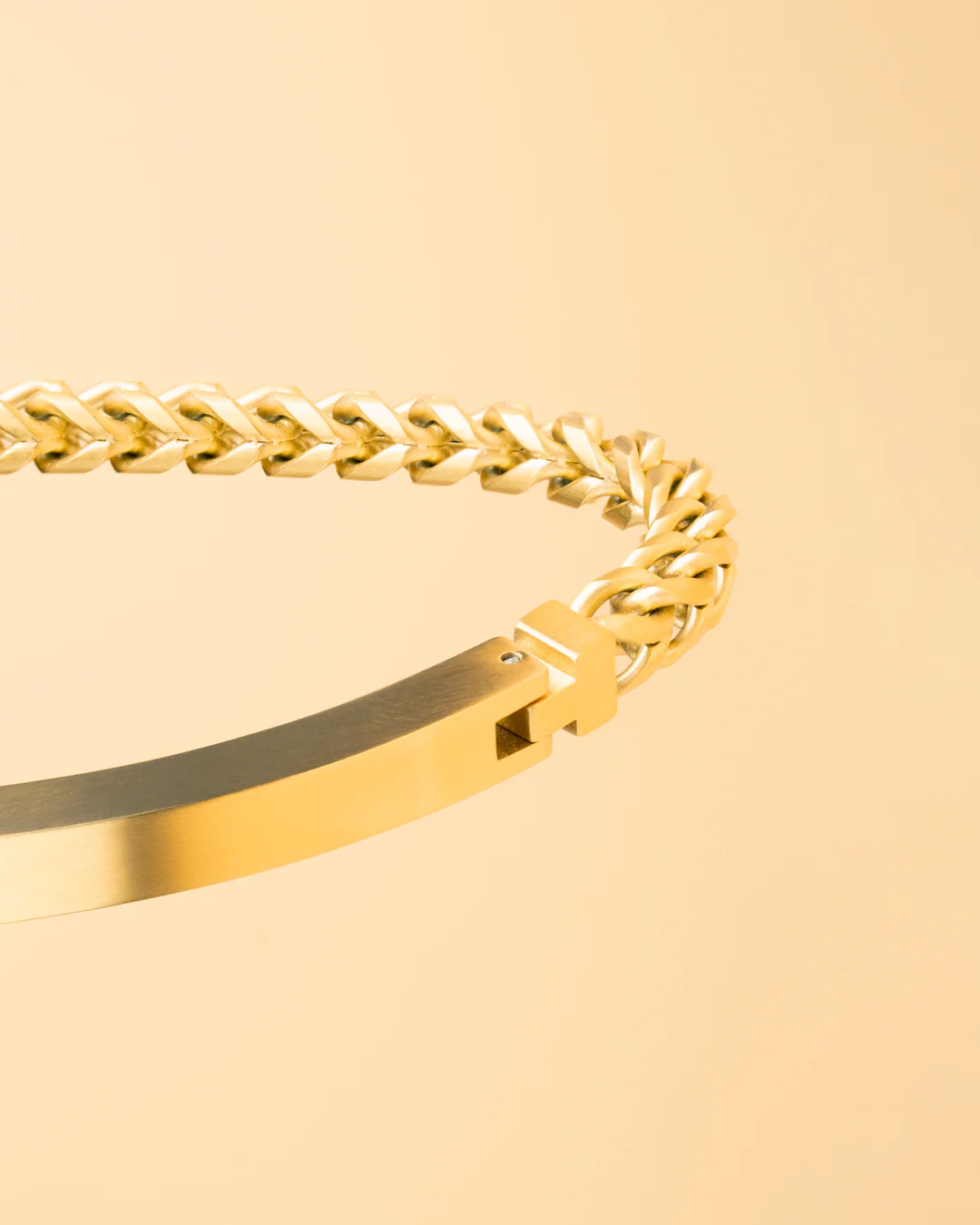 5mm foxtail bracelet in stainless steel with gold-plated finish - Image 2
