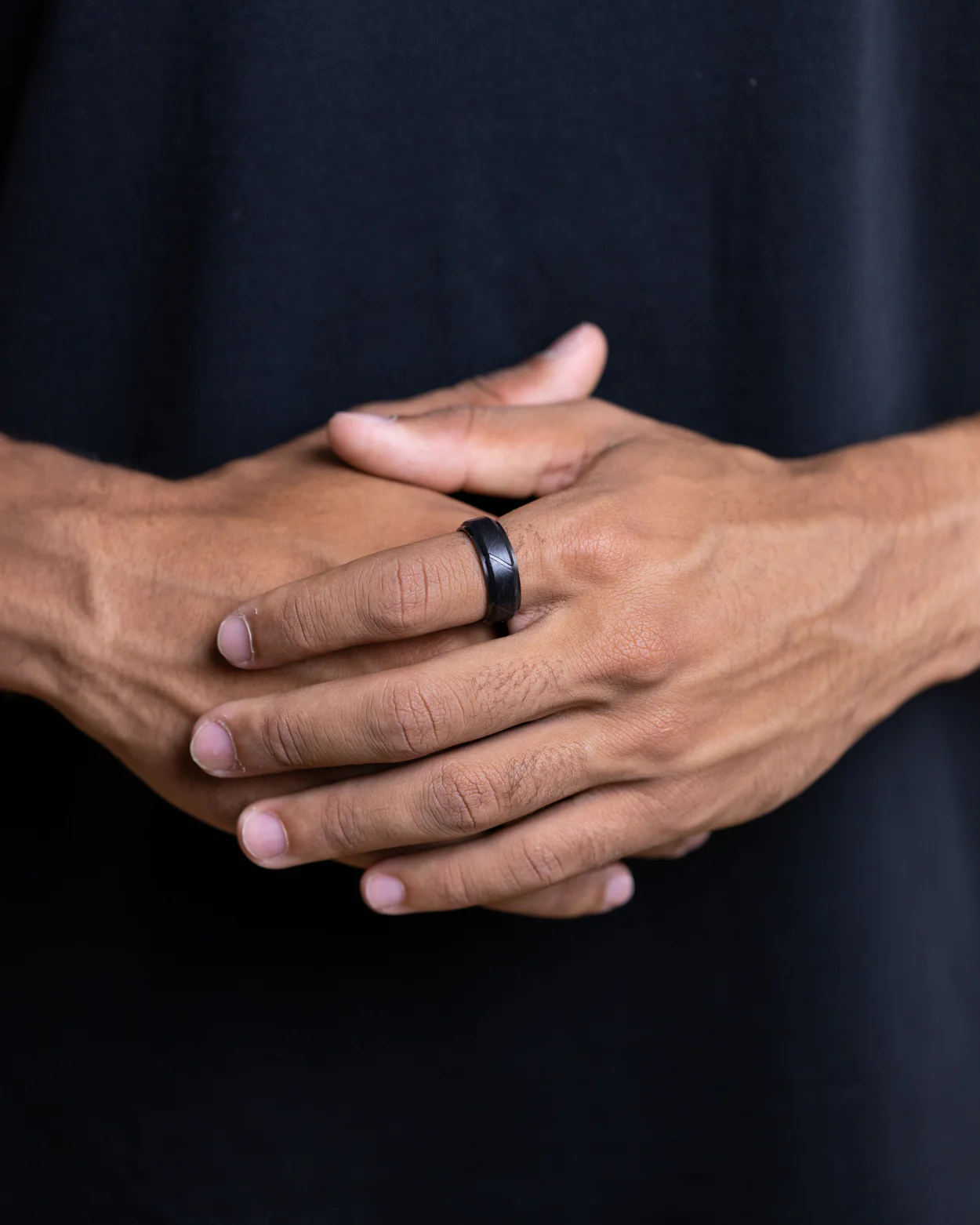 8mm Black titanium ring with Forged Carbon finish - Image 3