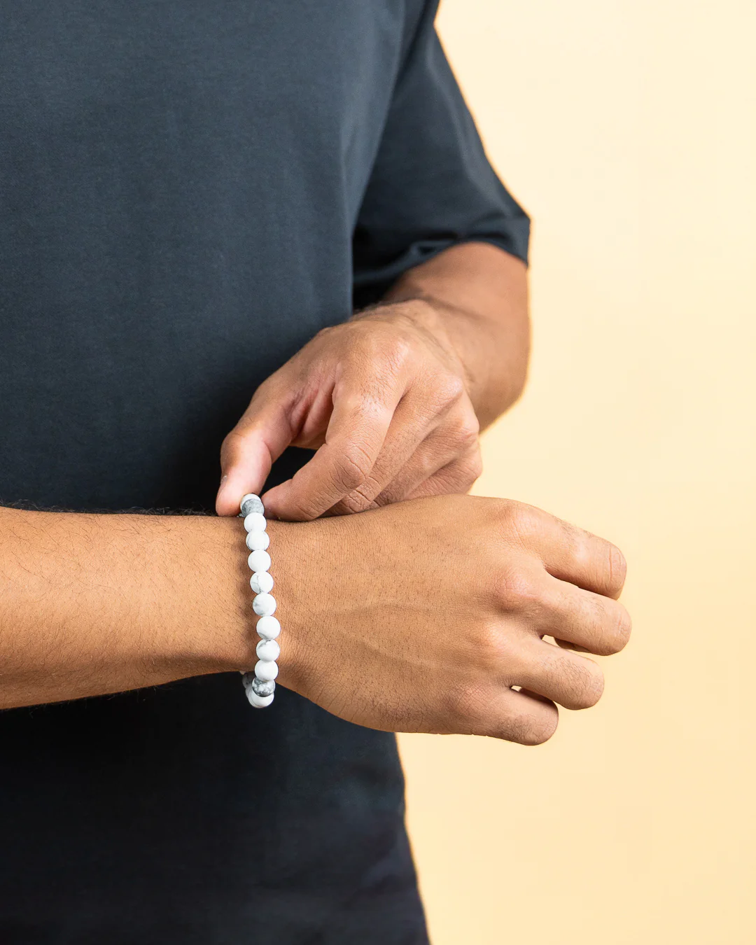 Bracelet with 8mm Matte Howlite stone - Image 3