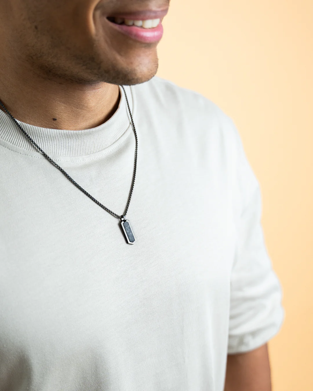 Black stainless steel necklace with a forged carbon finish - Image 3