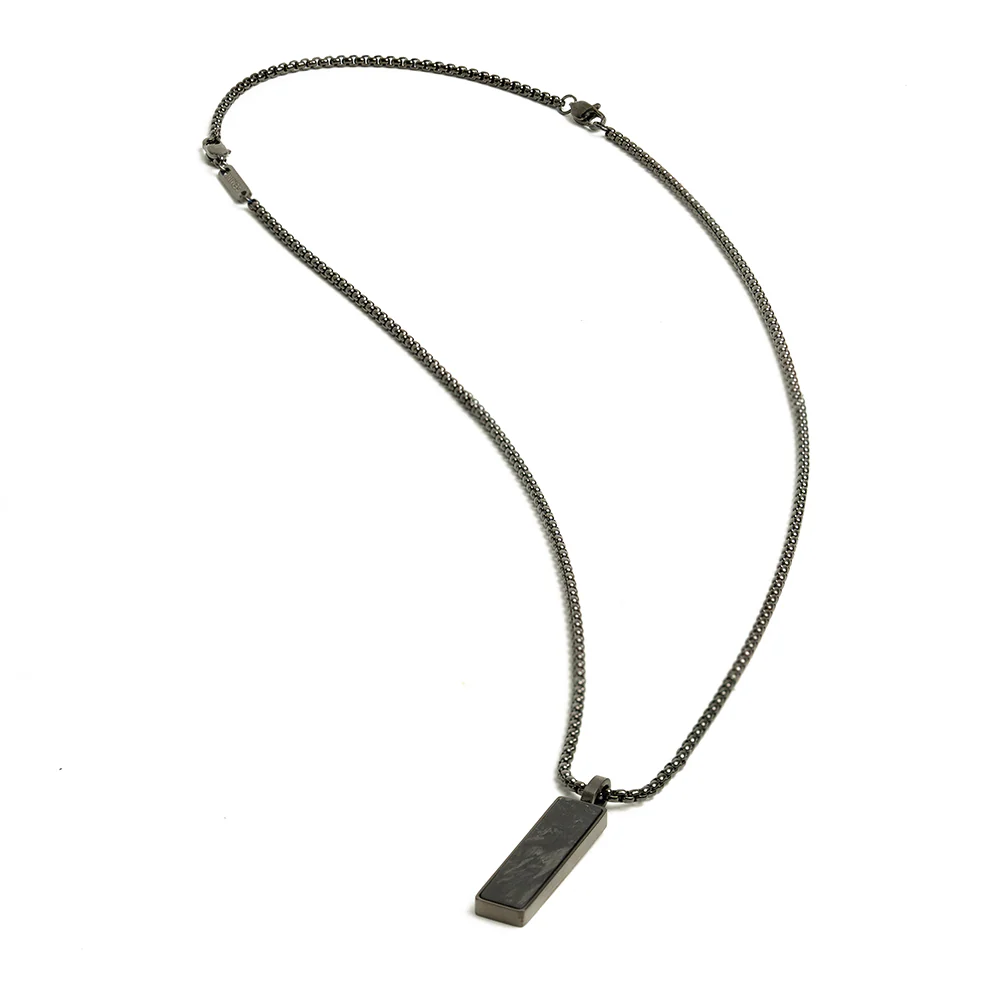 Black stainless steel necklace with a forged carbon finish - Image 4