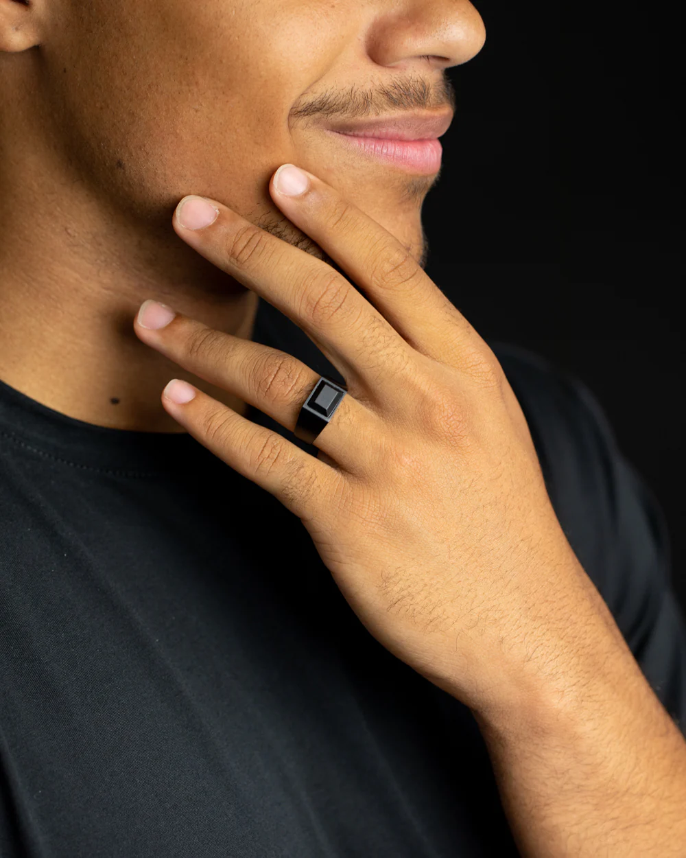 Black Titanium signet ring with black Agate stone - Image 4