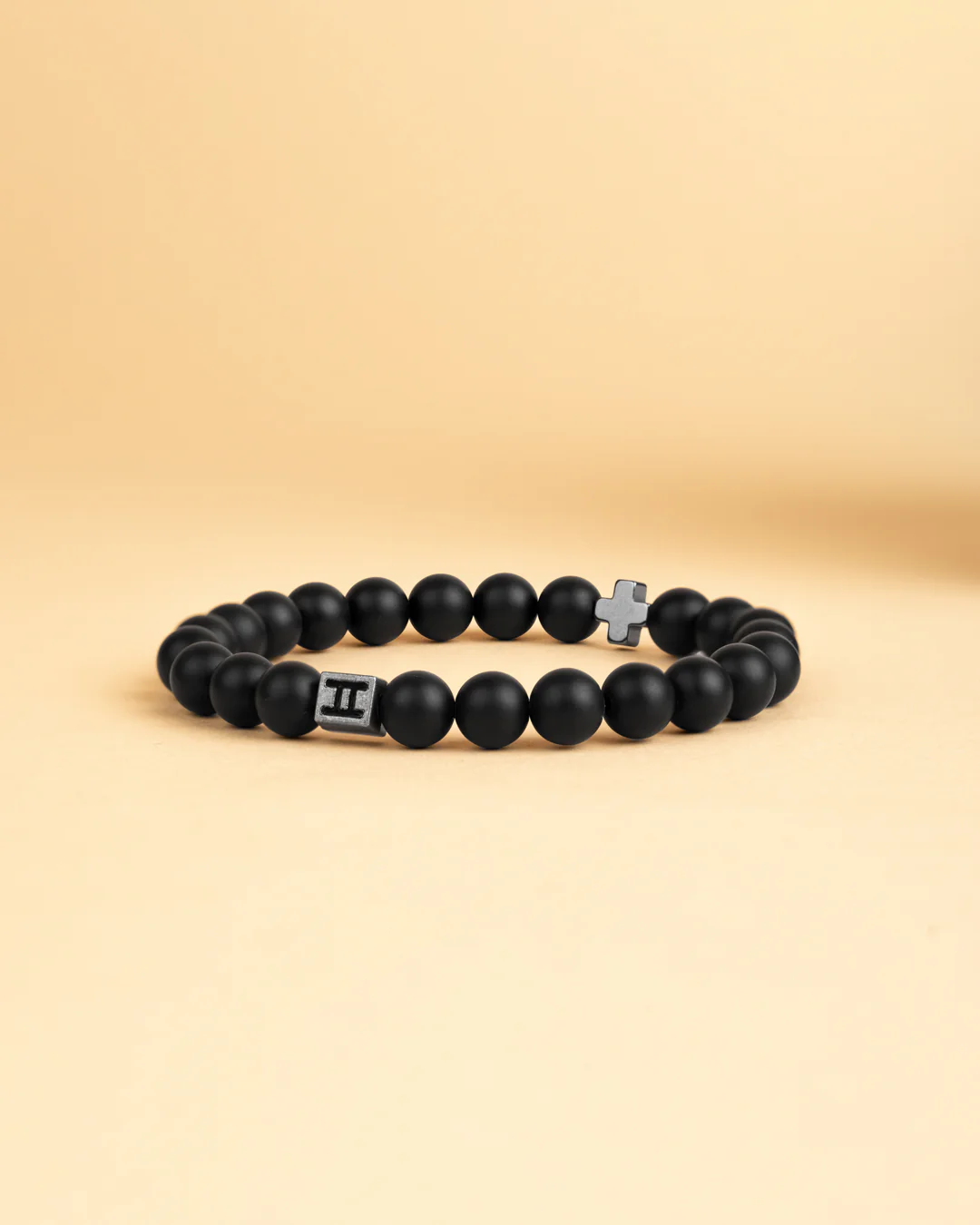 Cross bracelet with 8mm Agate stone