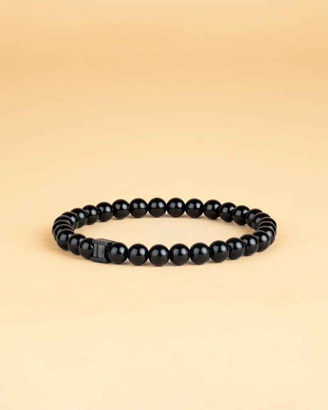 Bracelet with 6mm Onyx stone and black spacer