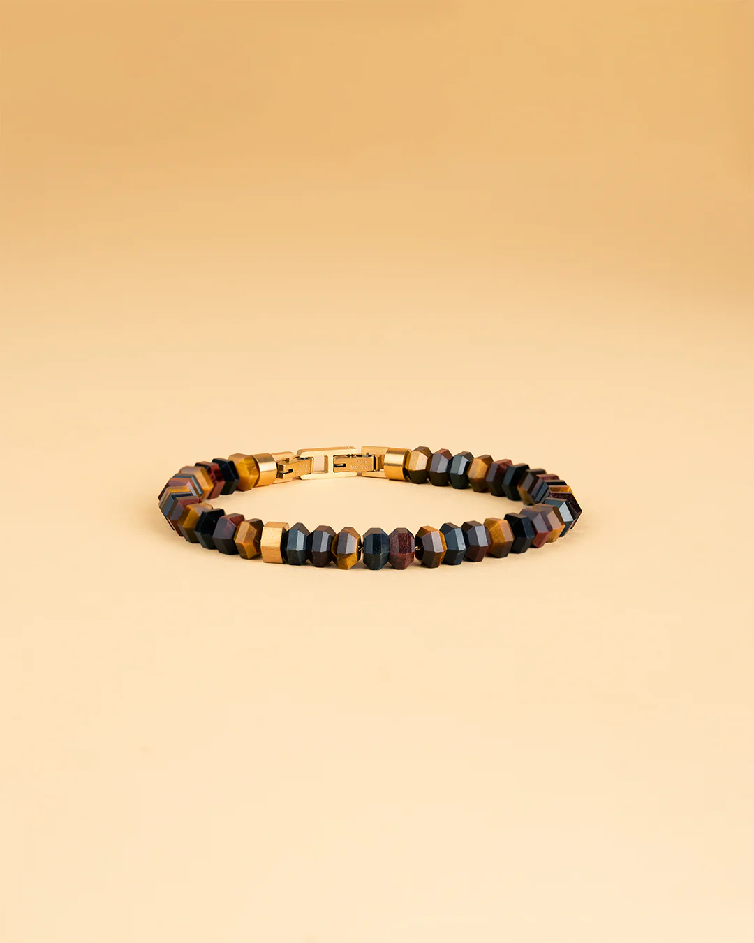 Exclusive bracelet with hand-cut Tiger Eye stone and 18k gold plating