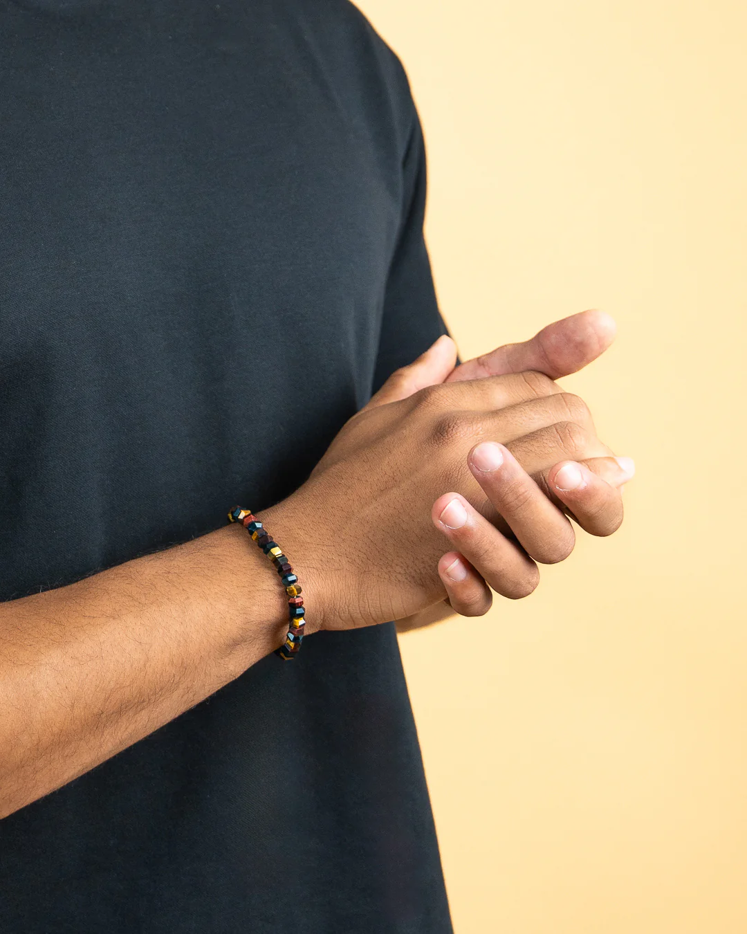 Exclusive bracelet with hand-cut Tiger Eye stone and 18k gold plating - Image 2