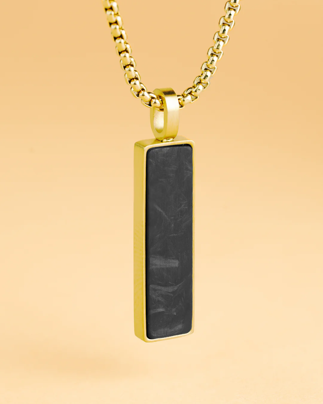 Gold-plated stainless steel necklace with a forged carbon finish - Image 2