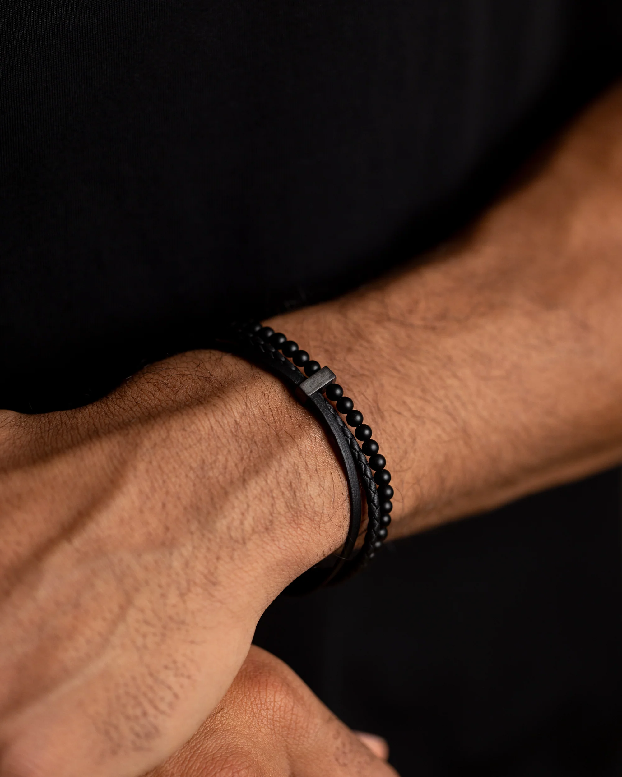 New triple bracelet with black Italian leather and agate stone - Image 3