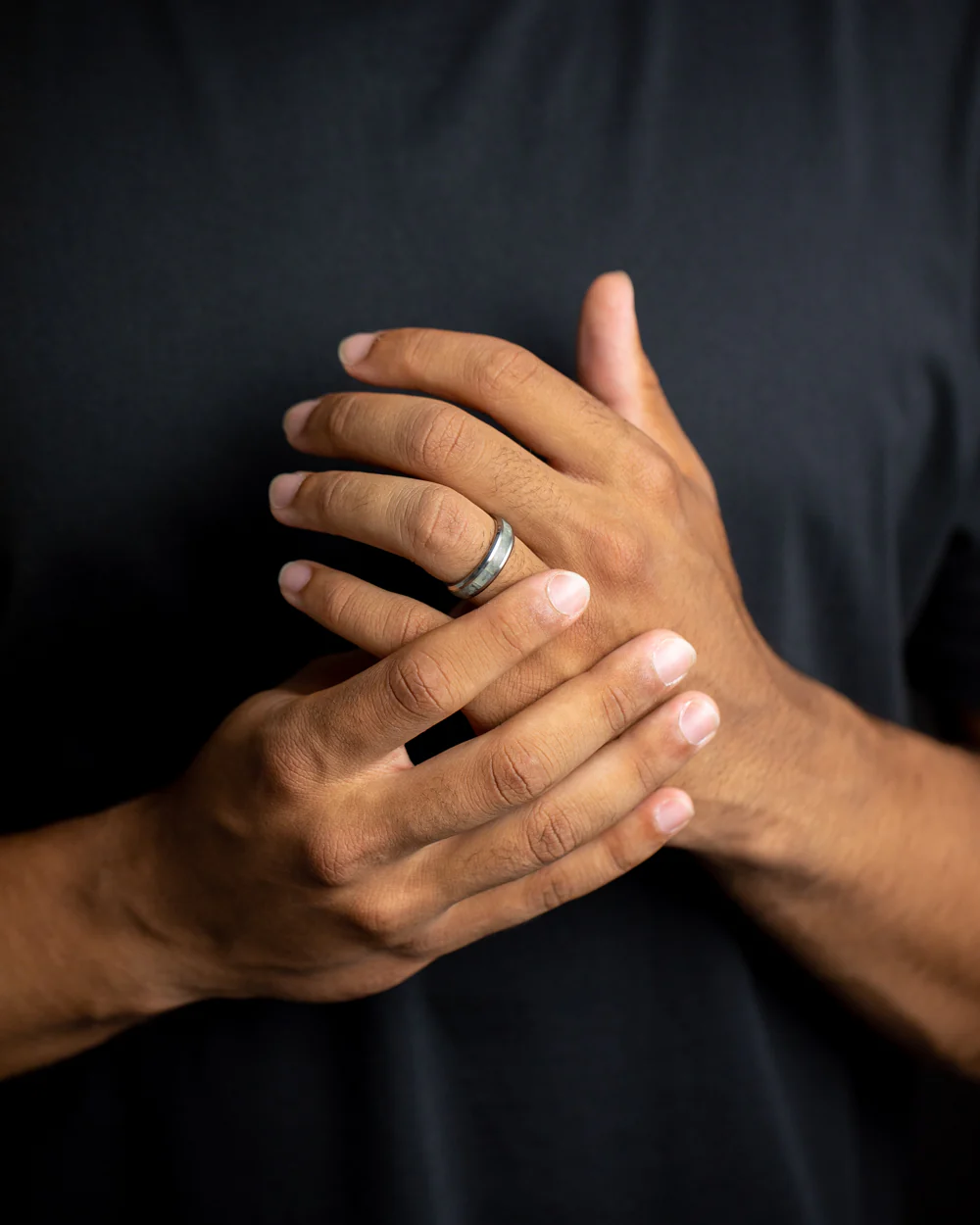 6mm Silver Titanium ring with Larvikite stone - Image 3