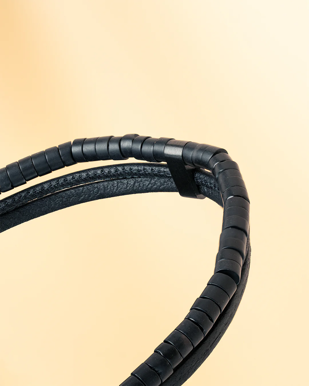 Triple bracelet with Italian leather and 2mm Black Agate stones - Image 3