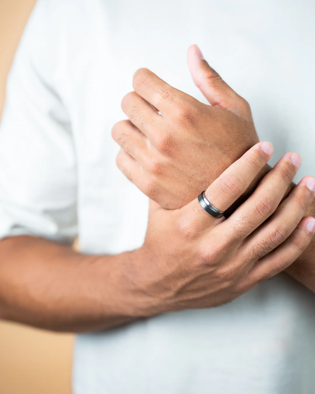 Two-toned titanium ring - Image 5